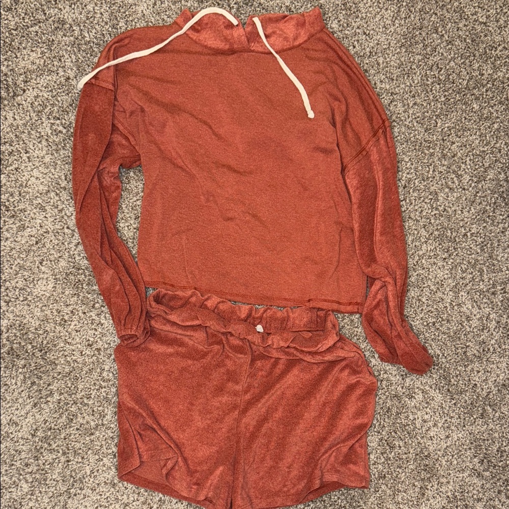 Entro Rust Sweater Set